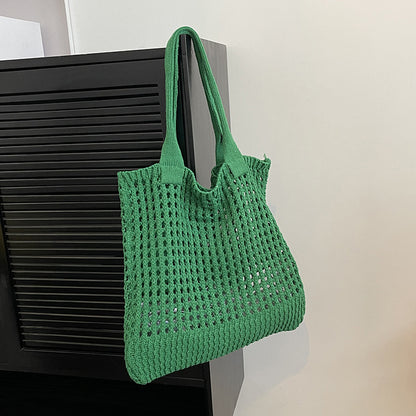 Handknitted shoulder Bag