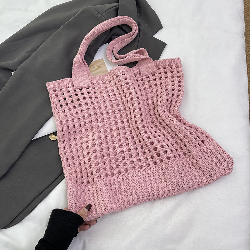 Handknitted shoulder Bag