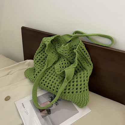 Handknitted shoulder Bag